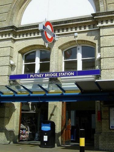 לונדון Cozy Double Room Next To Putney Bridge And High Street מראה חיצוני תמונה